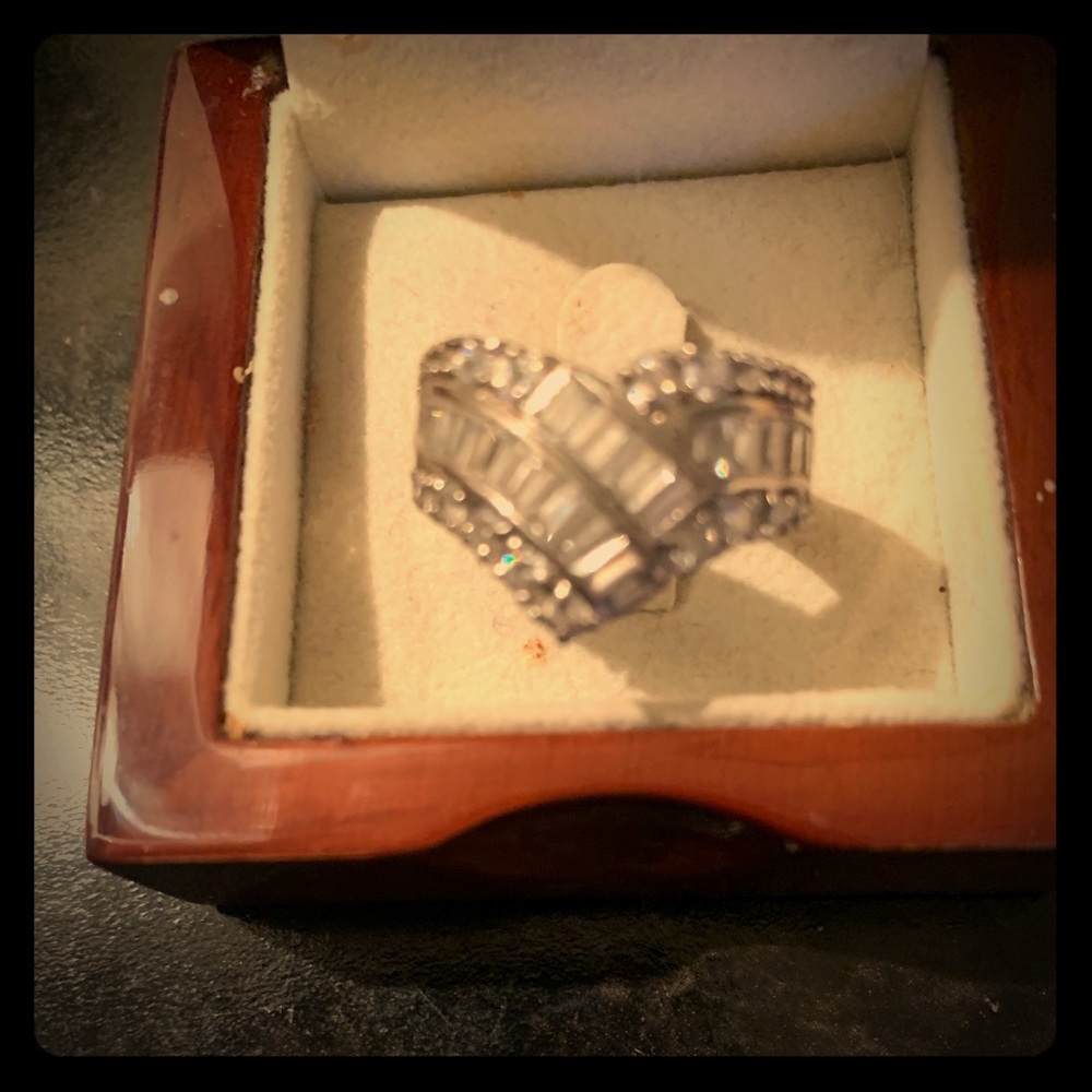 925 Sterling Silver Ring CZ Arrow Baguette Ring